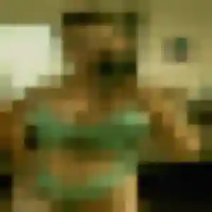 Photo exclusive de Nour, 34 ans à Puiseux-en-France - rencontre sans lendemain