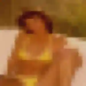 Talia, 38 ans, en ligne à Puy-Guillaume pour une rencontre coquine