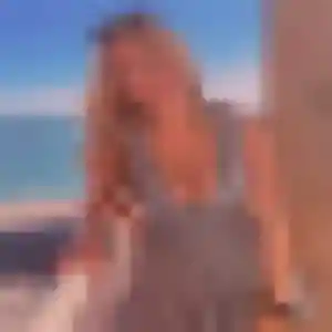 Assia, 24 ans, dispo pour beurette à Puyoô