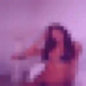Belle Sarah, 24 ans à Querrien - la contacter