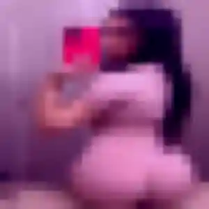 Photo de Zineb à Questembert (34 ans) - beurette sans inscription