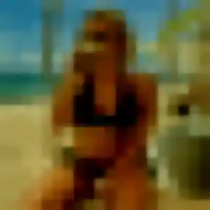 Photo de Ihsane à Quevillon (32 ans) - beurette discret