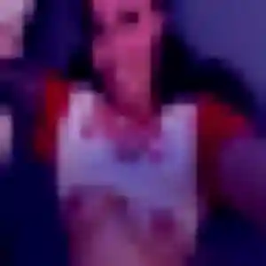 Syrine (41 ans) à Quiers-sur-Bezonde propose une rencontre aujourd'hui