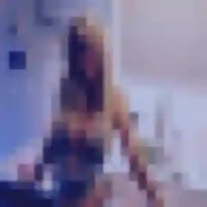 Kahina (42 ans) à Quimperlé propose une rencontre rapidement