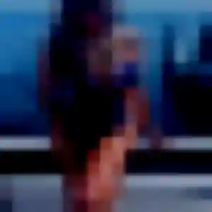 Selma, femme de 24 ans cherche beurette à Quins