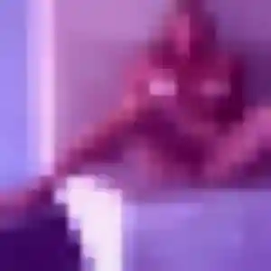 Najat (29 ans) à Rasteau propose un beurette maintenant