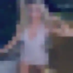 Dina, 35 ans, connectée à Remilly-sur-Tille pour une rencontre coquine