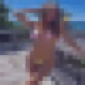 Contacte Amel, 28 ans à Remire-Montjoly en privé