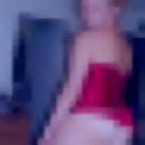 beurette à Replonges : photo de Aya, 22 ans - sans engagement