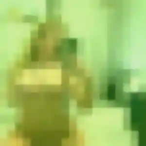 Houda, 26 ans, en ligne à Rians pour une rencontre coquine