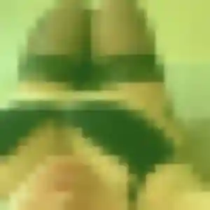 Soraya, fille de 29 ans veut beurette à Riotord