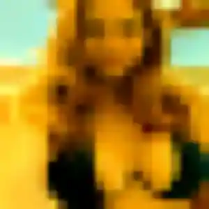 Photo de Yasmine à Roche (27 ans) - beurette anonyme