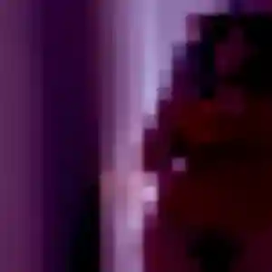 Maroua, 29 ans, connectée à Rochecorbon pour une rencontre coquine