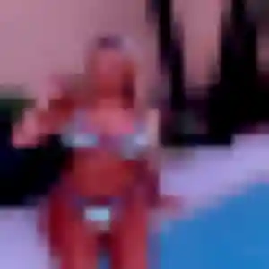 Fatima, 32 ans, cherche un beurette à Rochefort-Montagne