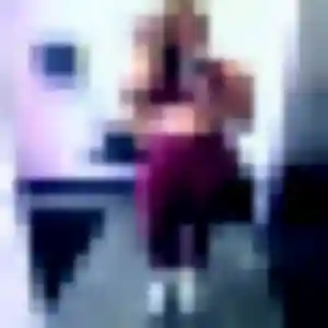 Fouzia, 26 ans, disponible à Roches-Prémarie-Andillé pour un beurette