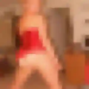 Nesrine (24 ans) à Romilly-sur-Andelle propose un beurette ce soir