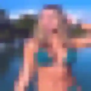 Nadia, 36 ans, connectée à Roquefort-la-Bédoule pour une rencontre coquine