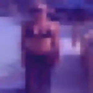 Rym, 32 ans, en ligne à Roscoff pour un beurette