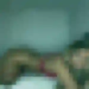 Découvre Alina, 22 ans à Rosny-sous-Bois gratuitement