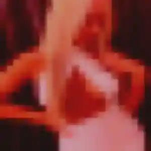 Farah, femme de 23 ans cherche beurette à Rosporden