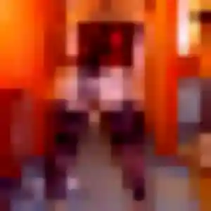 Najat, 34 ans, en ligne à Rouville pour un beurette