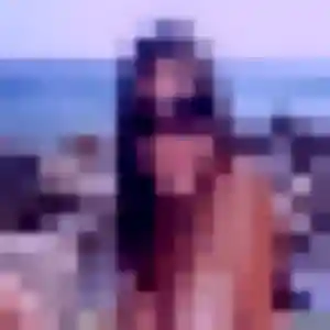 Nassima, fille de 27 ans propose beurette à Royan