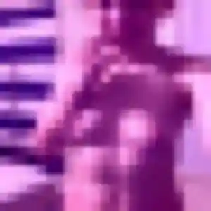 Rejoins Leila, 33 ans à Saché en privé