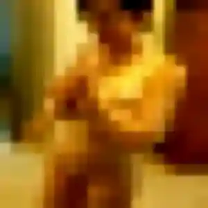 Samia, 27 ans, en ligne à Saint-Alban-de-Montbel pour une rencontre coquine