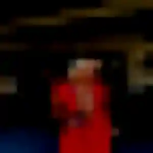 Découvre Amina, 29 ans à Saint-Appolinard en privé