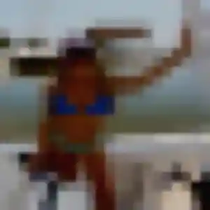 Nesrine, femme de 22 ans veut beurette à Saint-Aubin-d'Arquenay