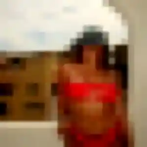 Contacte Chaima, 28 ans à Saint-Aubin-de-Blaye en privé