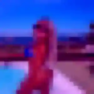Sarah, 36 ans, connectée à Saint-Auvent pour une rencontre coquine