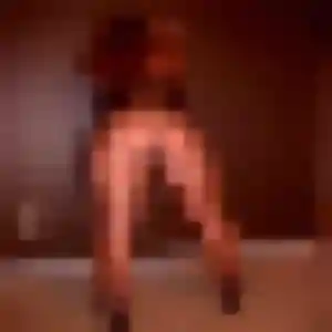 Kawtar, 30 ans, en ligne à Saint-Barthélemy pour une rencontre coquine