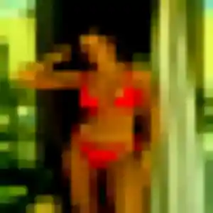 Rejoins Siham, 33 ans à Saint-Baudille-de-la-Tour en privé