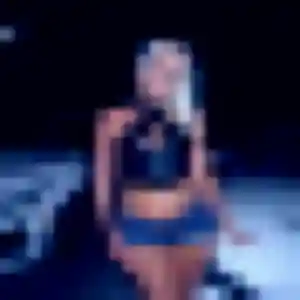 Souad, 33 ans, en ligne à Saint-Béron pour une rencontre coquine