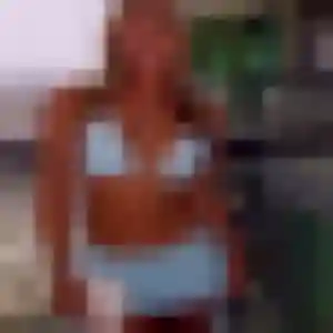 Découvre Chaima, 45 ans à Saint-Bonnet-près-Riom en privé