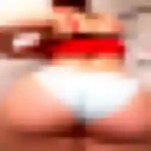 Ihsane, femme de 45 ans veut beurette à Saint-Bonnet-près-Riom