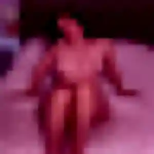 Photo de Zineb à Saint-Brandan (31 ans) - beurette discret