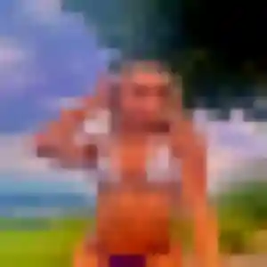 Hind, 45 ans, en ligne à Saint-Céré pour un beurette