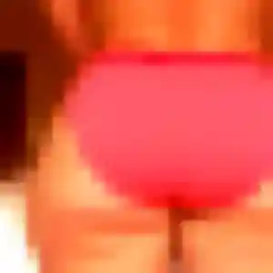Kenza, 44 ans, connectée à Saint-Cyprien pour un beurette