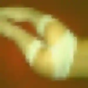 Photo sexy de Selma, 36 ans à Saint-Cyr-en-Val - plan discret