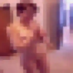 Hajar, 23 ans, disponible à Saint-Cyr-sur-Mer pour une rencontre coquine