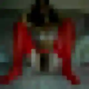 Ouarda, 36 ans, connectée à Saint-Denis-de-Cabanne pour une rencontre coquine