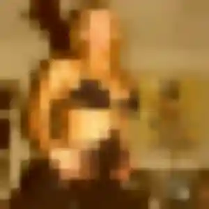 Photo sexy de Selma, 23 ans à Saint-Didier-sur-Chalaronne - plan discret