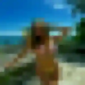 Photo de Meriem à Saint-Émilion (42 ans) - beurette anonyme