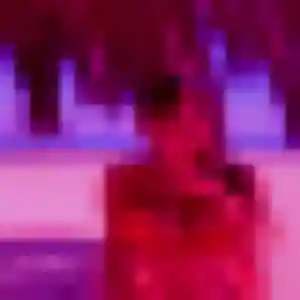 Zahra, 30 ans, connectée à Saint-Étienne-de-Maurs pour une rencontre coquine