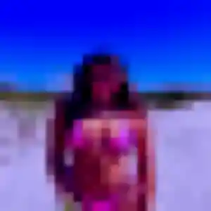 Yara, 26 ans, connectée à Saint-Genest-d'Ambière pour une rencontre coquine
