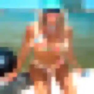 Mounia, 33 ans, connectée à Saint-Georges-de-Noisné pour une rencontre coquine