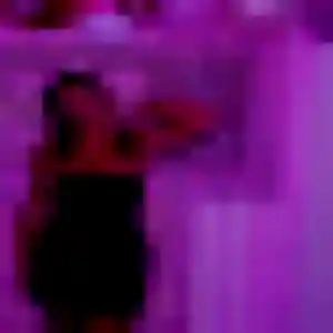 Charmante Nassima, 35 ans à Saint-Georges-sur-la-Prée - voir sa photo