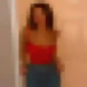 Ines, femme de 32 ans propose beurette à Saint-Germain-des-Bois